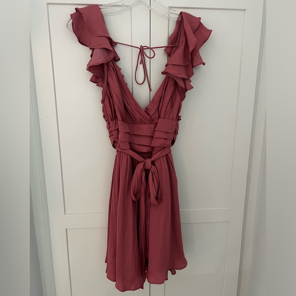 Saints + Sinners rose color ruffle shoulder ruched mini dress in size Medium - Picture 6 of 9